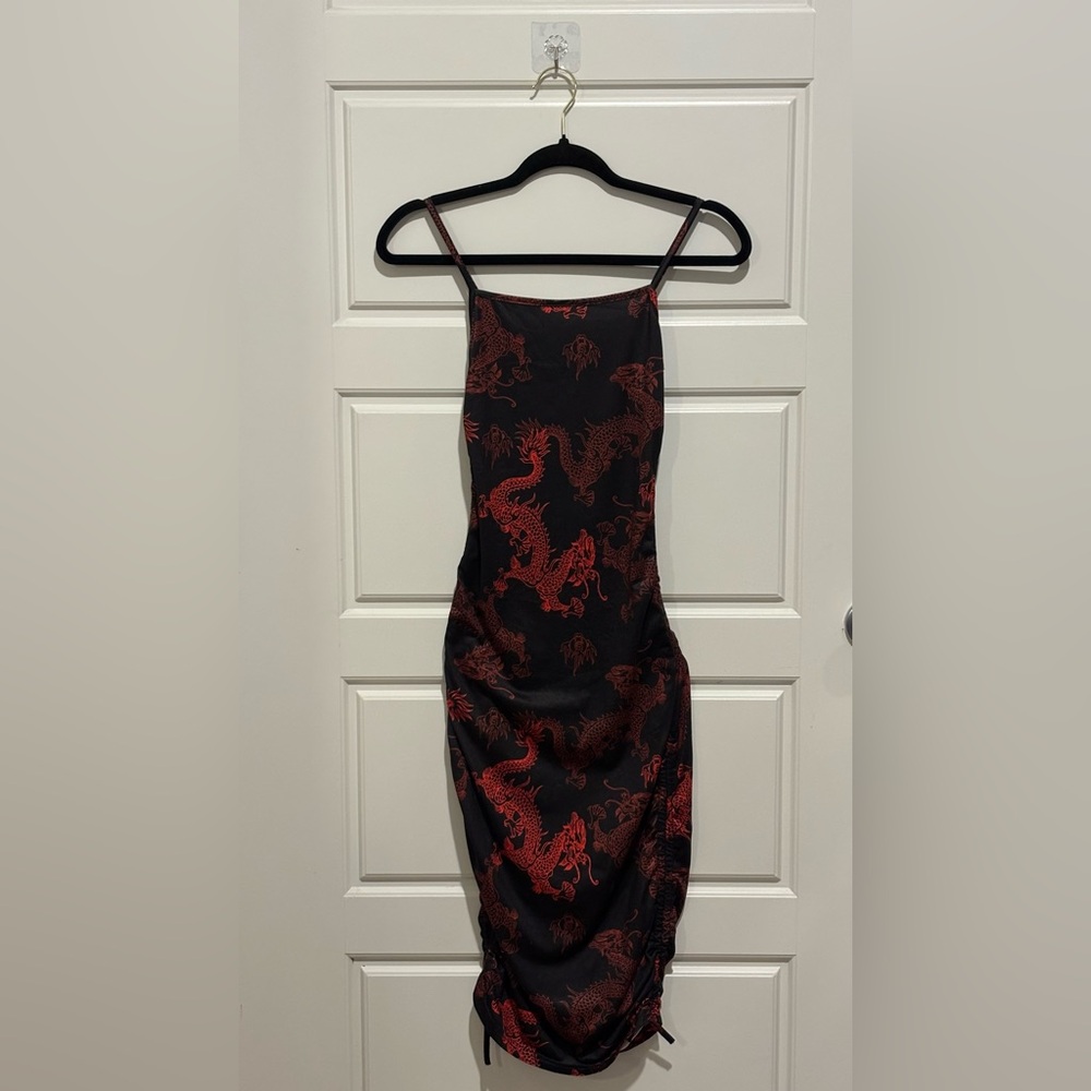 Elegant Black and Red Dragon Print Dress